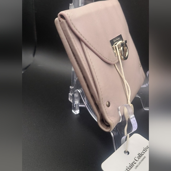 Salvatore Ferragamo wallet - Picture 4 of 17